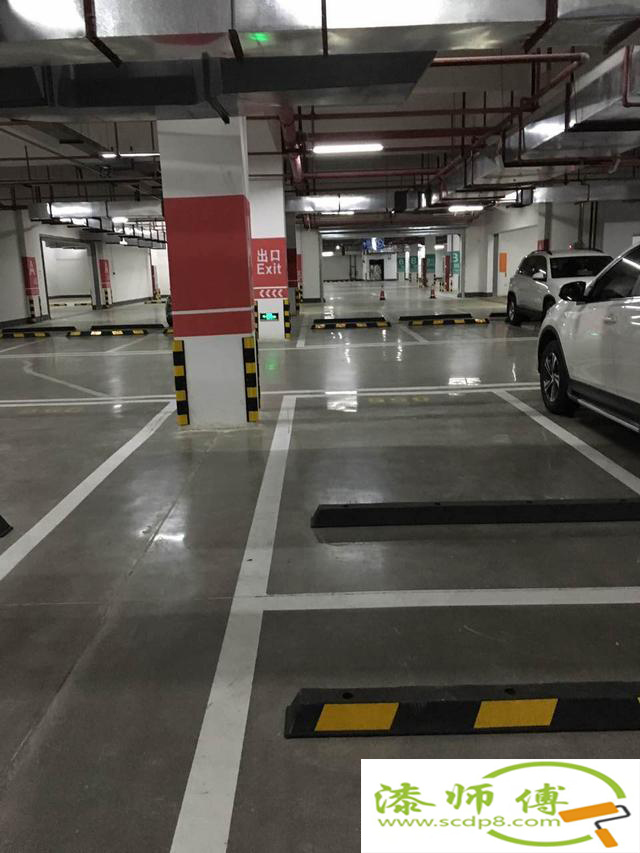 什么地坪较适合地下停车？停车场选择固化地坪有哪些好处？