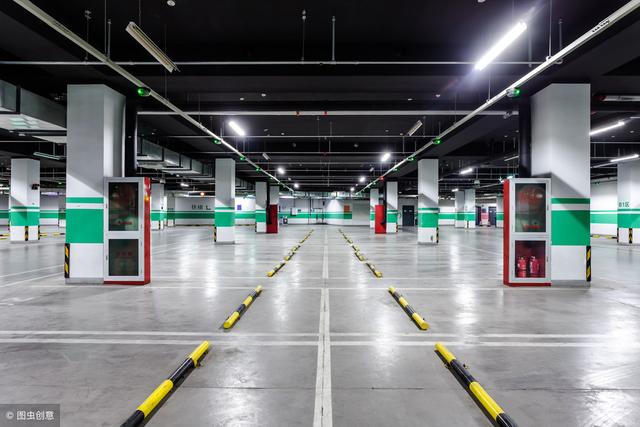 停车场地坪漆用哪种更有利于车库车辆通行？